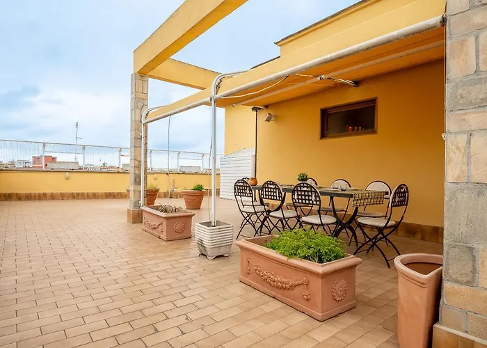 La Terrazza Di Paola San Giovanni * Roma